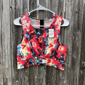 Cropped Vest - Super Cute - NWT - Size Large